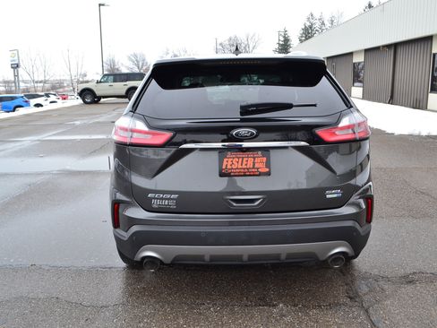 Used 2019 Ford Edge SEL w/ Equipment Group 201A image 4