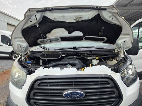 Used 2015 Ford Transit 250 148 Low Roof RWD image 29