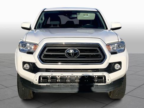 Used 2022 Toyota Tacoma SR5 image 3