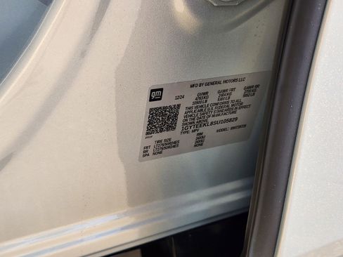 New 2025 Cadillac Escalade IQ Sport 1 w/ Smart Trailering package image 39