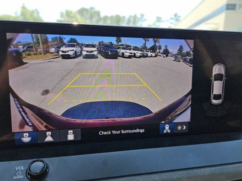 Used 2023 Honda Accord Touring image 9