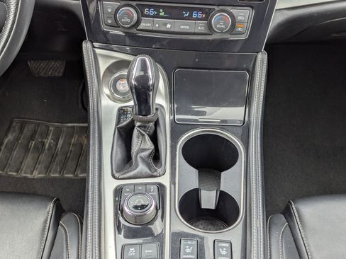 Used 2023 Nissan Maxima SV w/ Floor Mat Group image 19