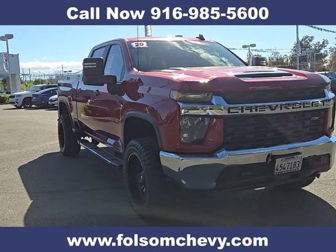 Used 2020 Chevrolet Silverado 2500 LT AWD/4WD image 3