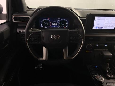 Used 2025 Toyota 4Runner TRD Off-Road AWD/4WD image 20