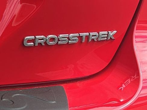 Used 2025 Subaru Crosstrek 2.5i Premium AWD/4WD image 8