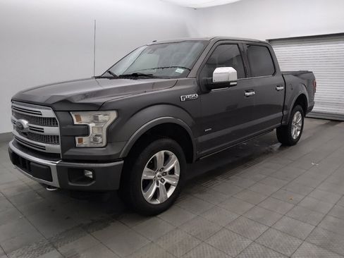Used 2015 Ford F150 Platinum w/ Equipment Group 701A Luxury AWD/4WD image 2