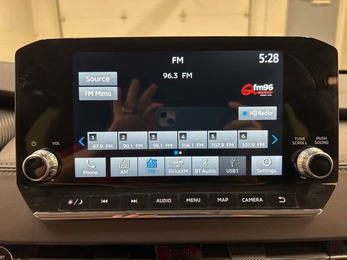 Used 2024 Mitsubishi Outlander SE image 28