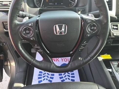 Used 2020 Honda Ridgeline RTL-E image 13