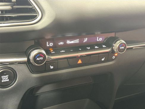 New 2025 MAZDA CX-30 AWD 2.5 S w/ Preferred Package image 26