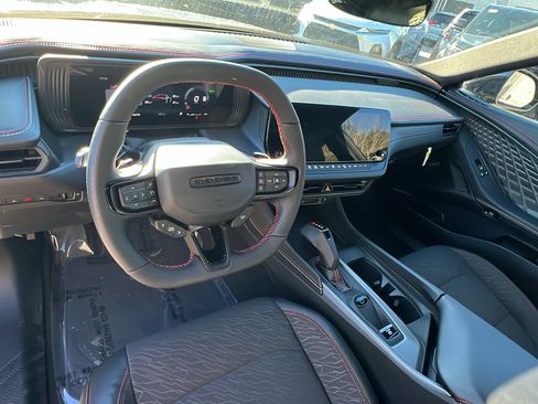 Used 2025 Dodge Charger R/T w/ Quick Order Package 25M R/T image 22