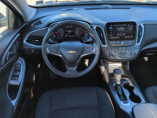 Used 2025 Chevrolet Malibu LT FWD image 14