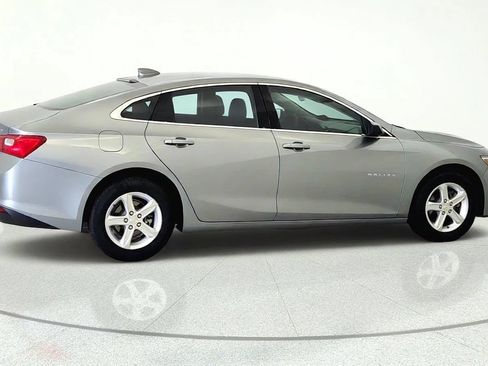 Used 2024 Chevrolet Malibu LT FWD image 6