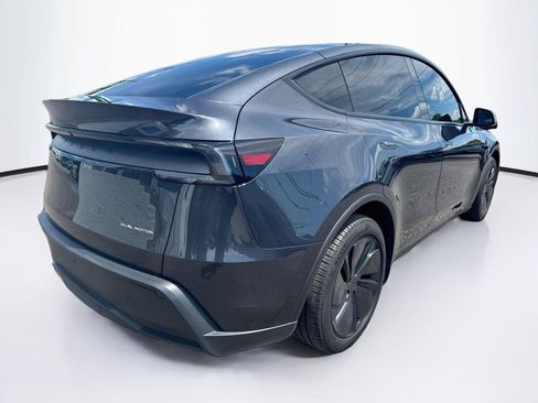 Used 2026 Tesla Model Y Long Range AWD/4WD image 5