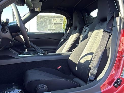 New 2025 MAZDA MX-5 Miata Grand Touring image 17