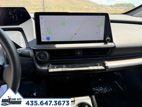 Used 2024 Toyota Prius XLE AWD/4WD image 19
