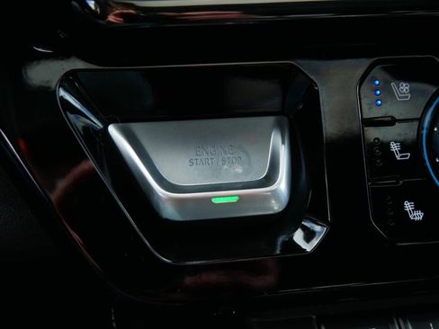 Used 2024 GMC Sierra 2500 AT4X AWD/4WD image 29