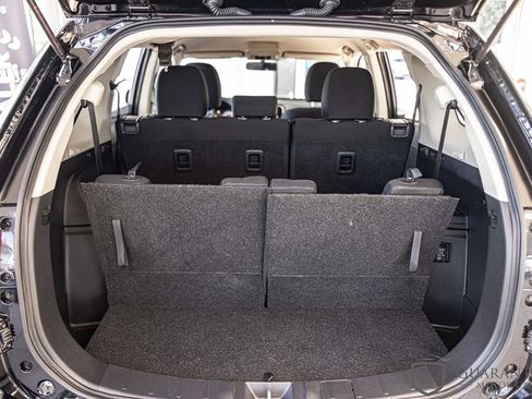 Used 2020 Mitsubishi Outlander ES FWD image 16