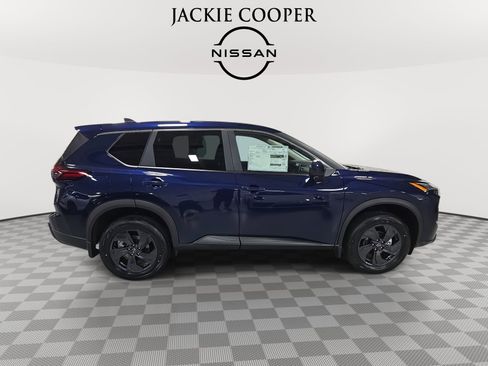 New 2026 Nissan Rogue SV w/ Cold Weather Package image 4