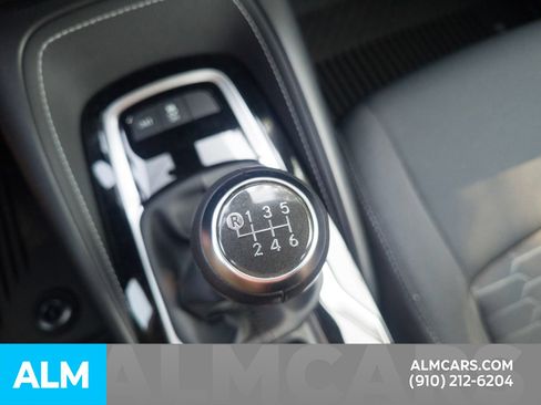 Used 2022 Toyota Corolla SE FWD image 12