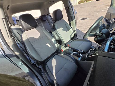 Used 2013 Buick Encore FWD image 35