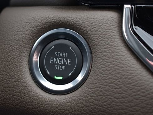 New 2026 GMC Canyon Denali image 42