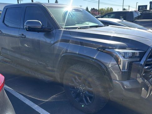 Used 2023 Toyota Tundra Platinum image 4