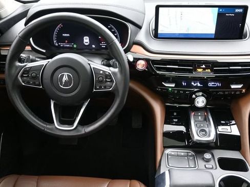 Used 2024 Acura MDX SH-AWD w/ Technology Package image 22