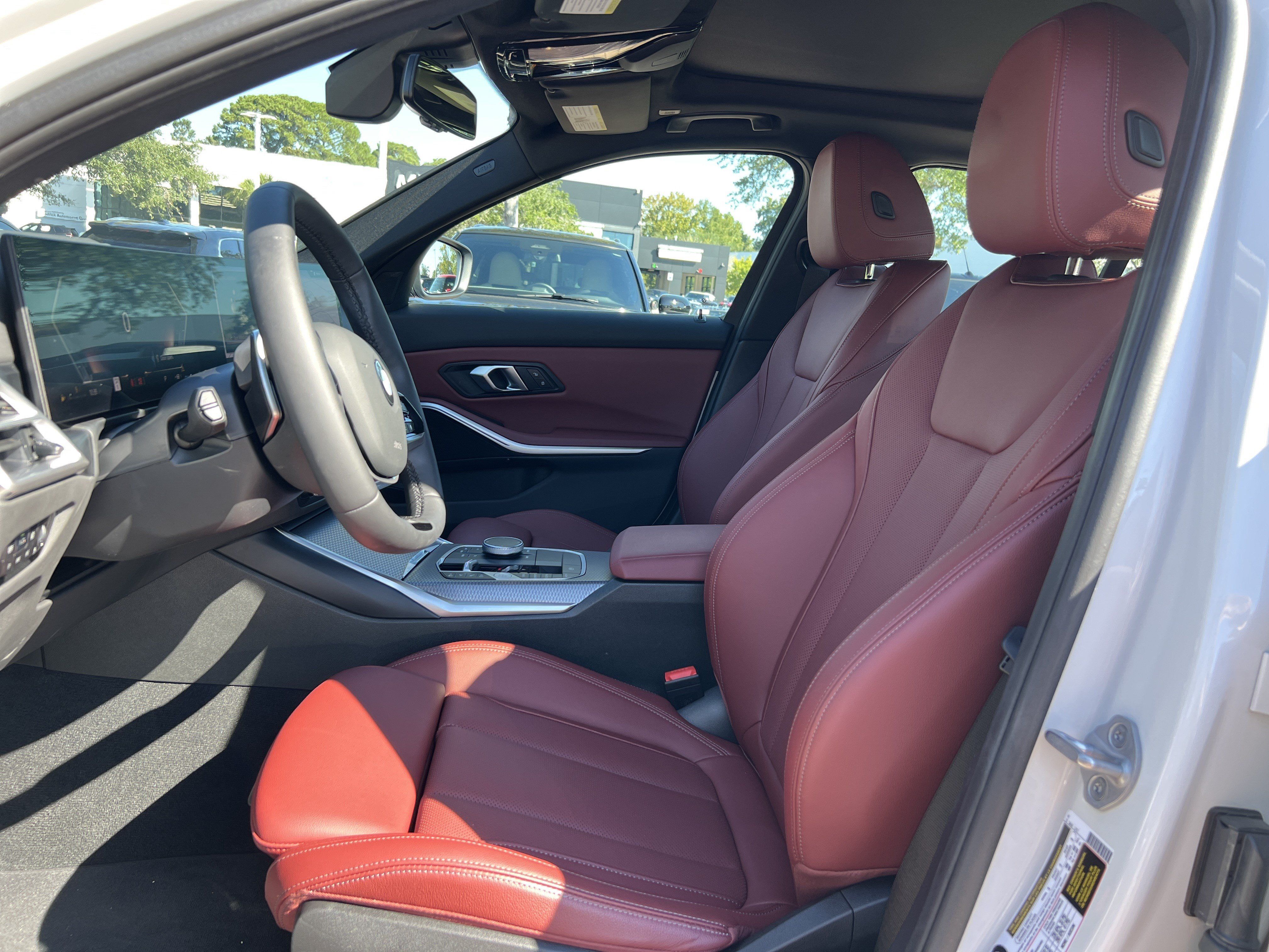 Certified 2025 BMW 330i Sedan RWD image 16