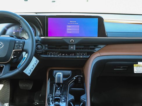 New 2026 Toyota Crown Signia AWD/4WD image 15