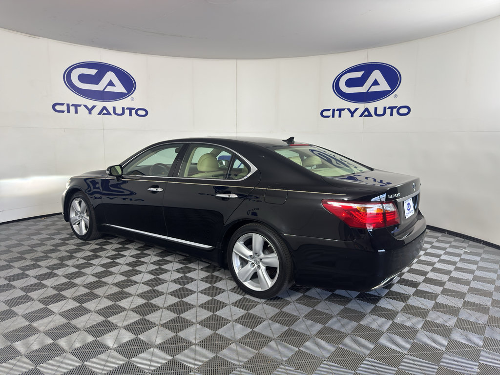 Used 2010 Lexus LS 460 w/ Luxury Value Edition RWD image 5