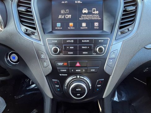 Used 2017 Hyundai Santa Fe Sport FWD image 20