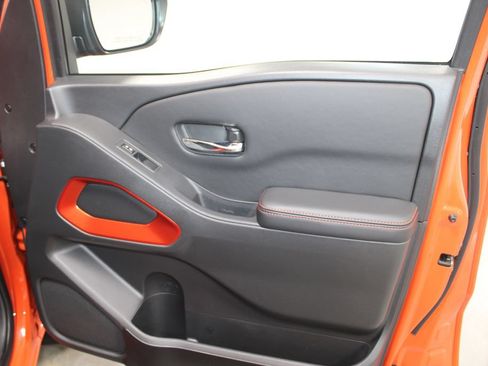 Used 2025 Nissan Frontier PRO-4X w/ Interior Protection Package AWD/4WD image 23