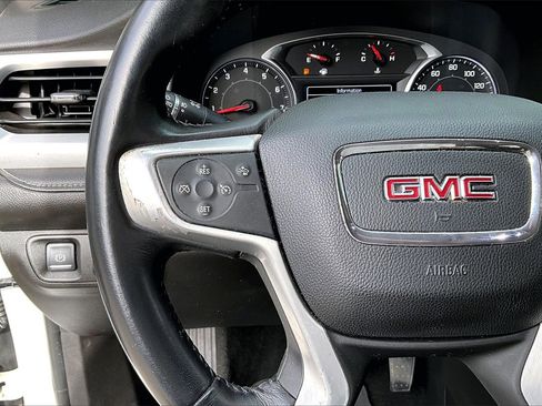 Used 2018 GMC Acadia SLT image 10