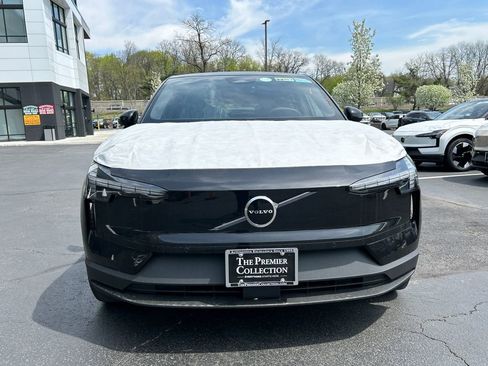 New 2026 Volvo EX30 Plus w/ Protection Package Premier image 6