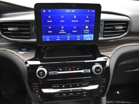 Used 2022 Ford Explorer Limited image 20