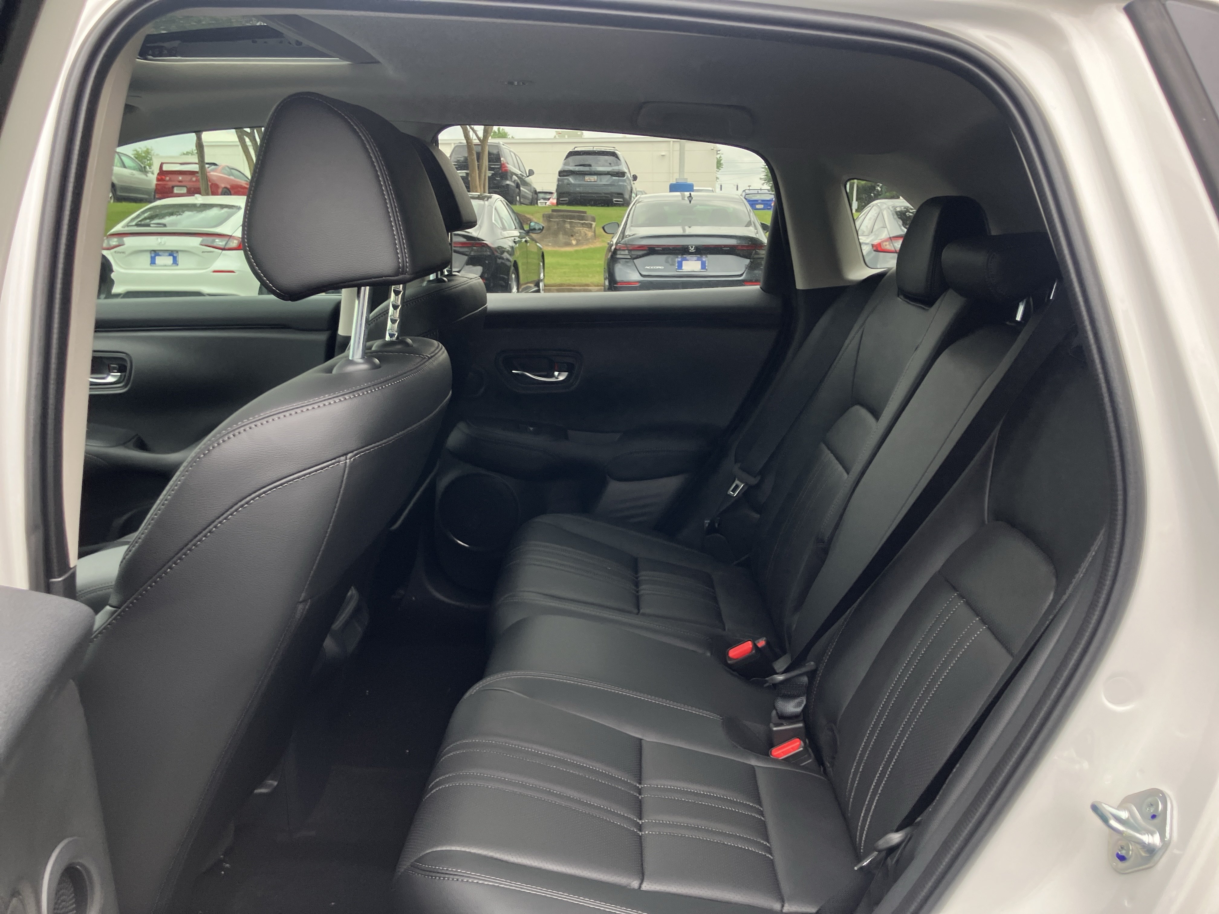 New 2027 Honda HR-V EX-L image 31