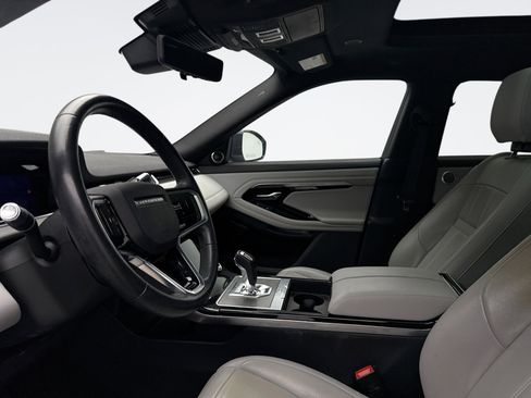 Used 2022 Land Rover Range Rover Evoque SE image 9