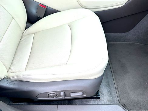 Used 2024 Chevrolet Malibu LT FWD image 35