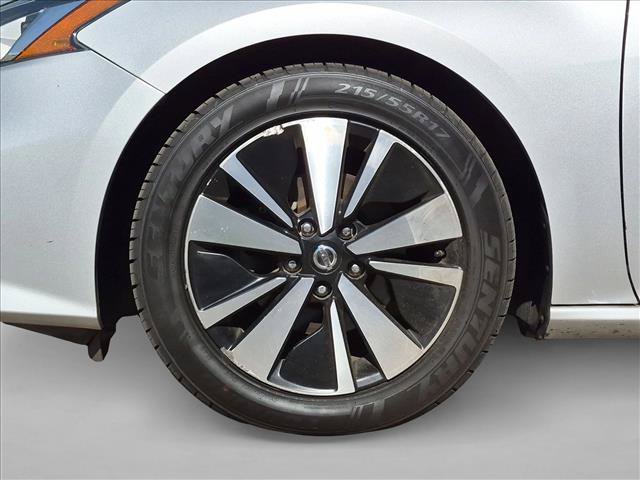 Used 2019 Nissan Altima 2.5 SL FWD image 15