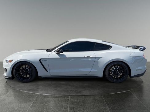 Used 2017 Ford Mustang Shelby GT350 RWD image 5
