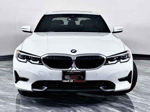Used 2021 BMW 330i xDrive Sedan w/ Convenience Package AWD/4WD image 7