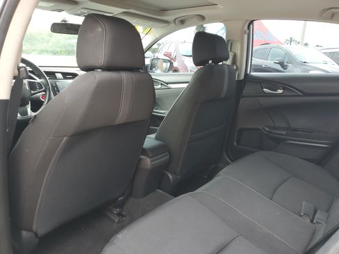 Used 2017 Honda Civic EX image 9