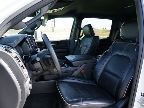 Used 2023 RAM 1500 Limited AWD/4WD image 12