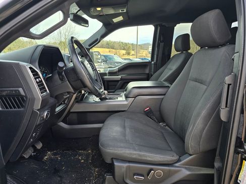 Used 2018 Ford F150 XLT w/ Equipment Group 302A Luxury image 3