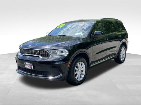 Used 2024 Dodge Durango SXT w/ Trailer Tow Group IV AWD/4WD image 2