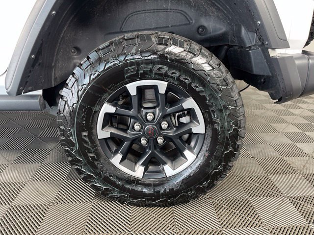 Used 2025 Jeep Wrangler Unlimited Rubicon AWD/4WD image 10