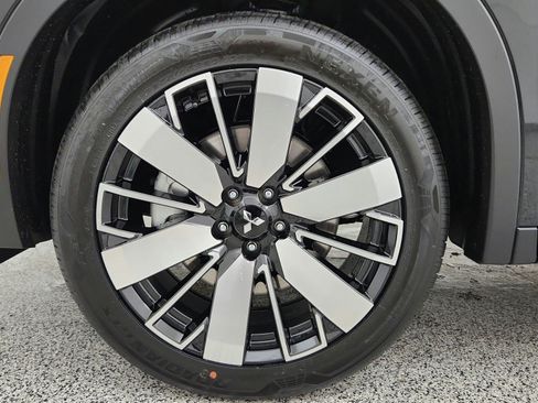Used 2025 Mitsubishi Outlander SE AWD/4WD image 16