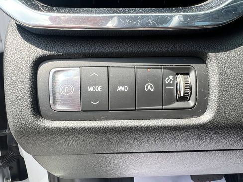 Used 2024 GMC Acadia Denali w/ Super Cruise Package AWD/4WD image 20