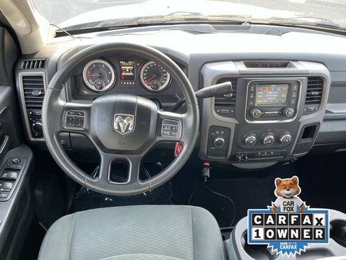 Used 2018 RAM 2500 Tradesman w/ Chrome Appearance Group image 12