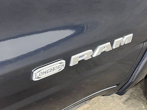 Used 2019 RAM 1500 Limited image 40